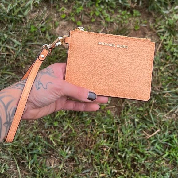 MICHAEL Michael Kors Handbags - MICHAEL KORS Jet Set small coin purse